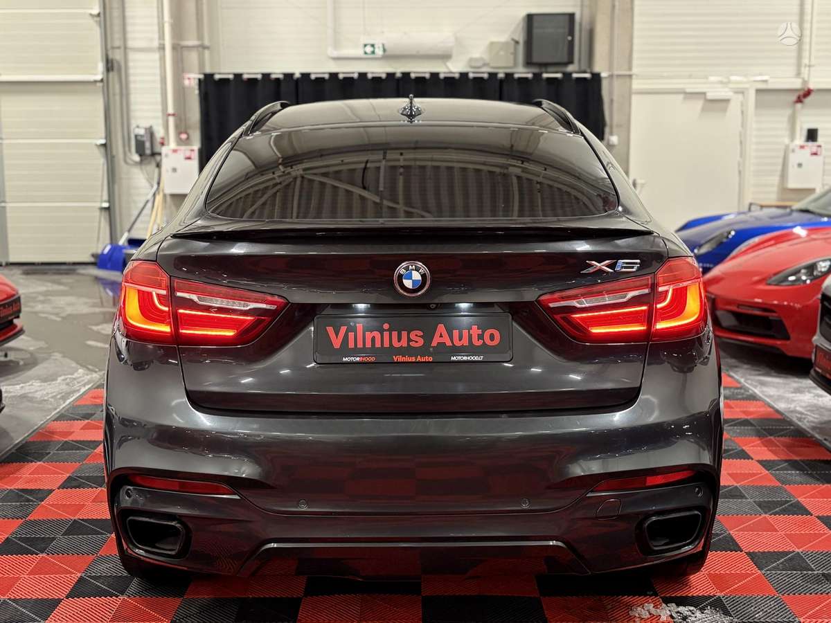BMW X6, 3.0 l., off-road / crossover