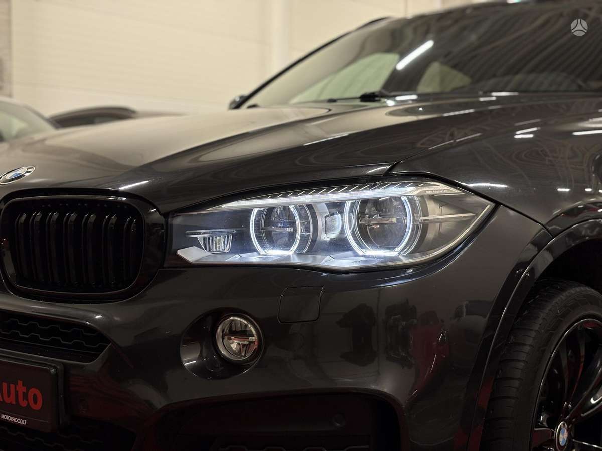 BMW X6, 3.0 l., off-road / crossover