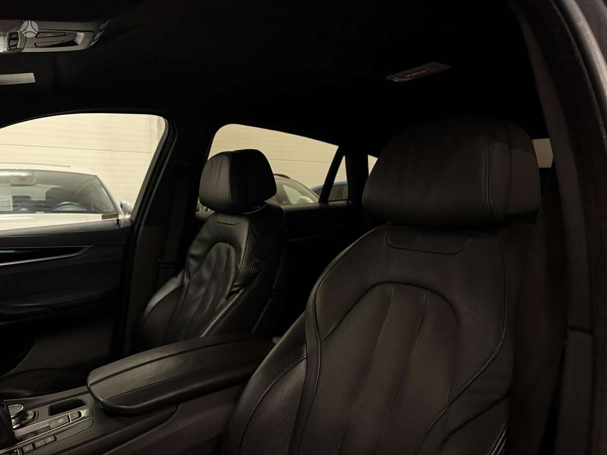 BMW X6, 3.0 l., off-road / crossover