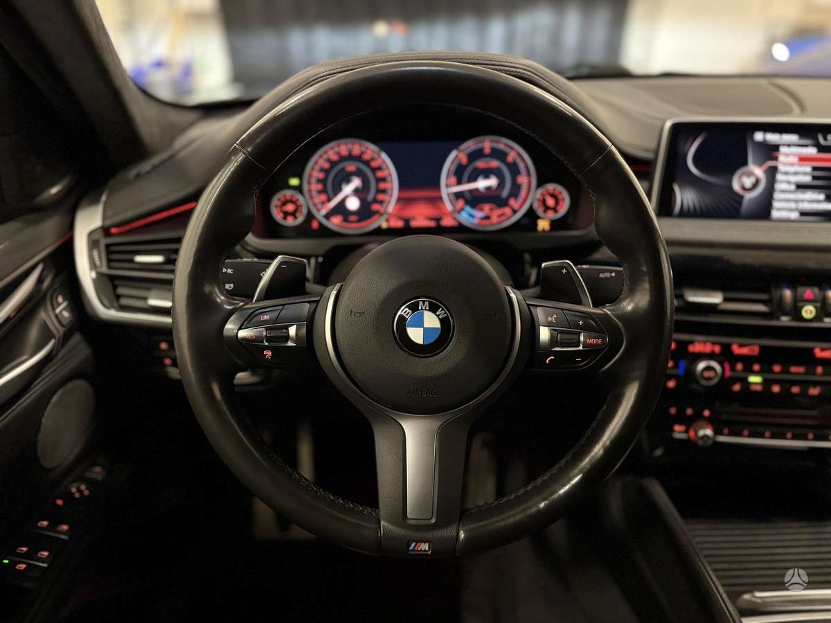 BMW X6, 3.0 l., off-road / crossover