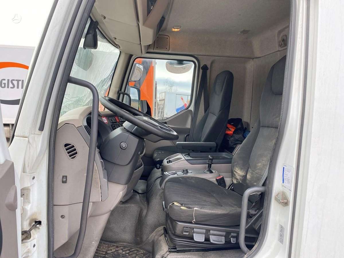DAF LF 260FA, isothermal trucks