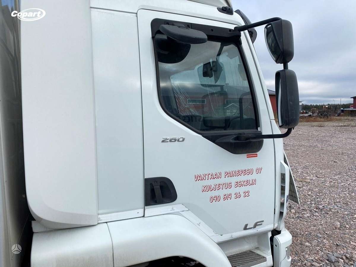 DAF LF 260FA, isothermal trucks