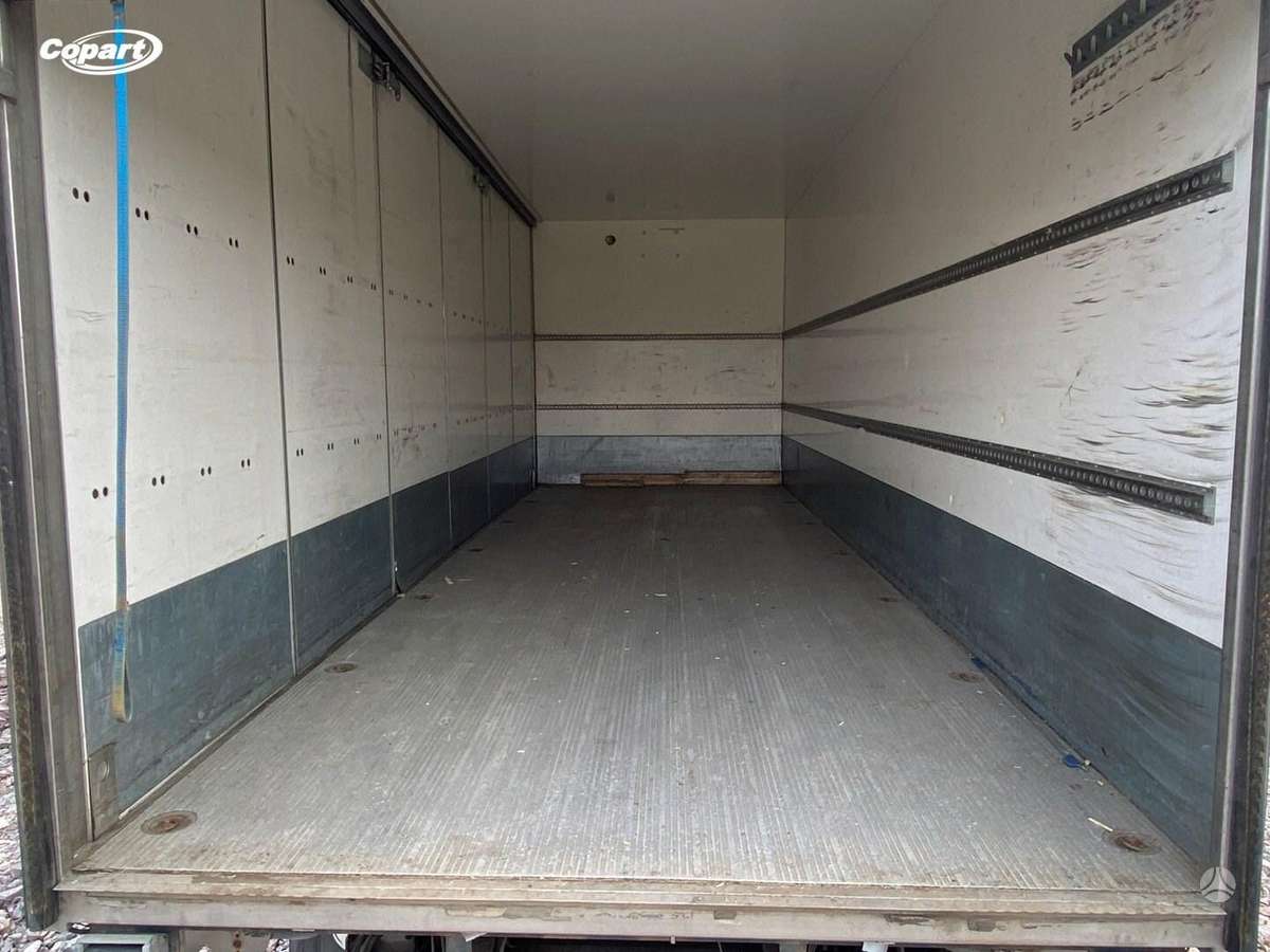 DAF LF 260FA, isothermal trucks