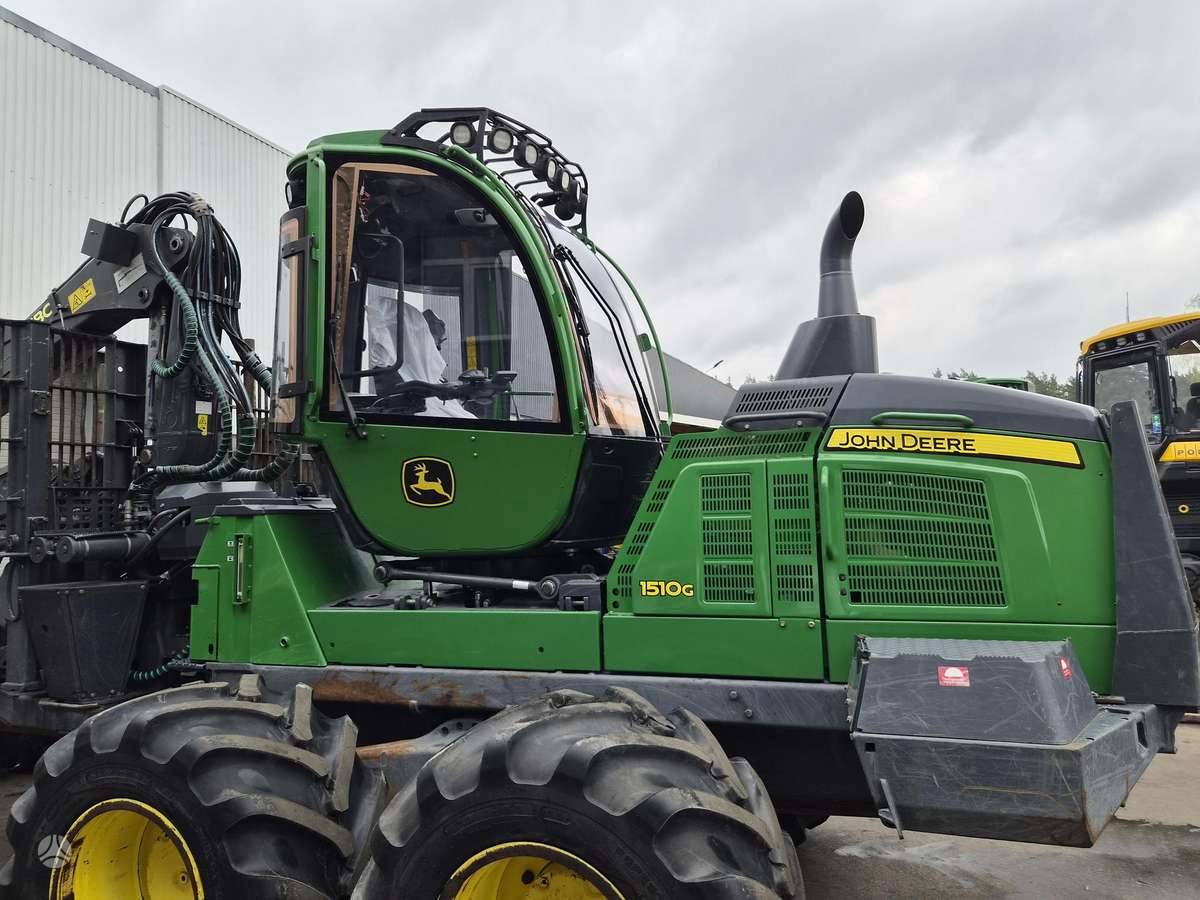 John Deere 1510G, форвардеры