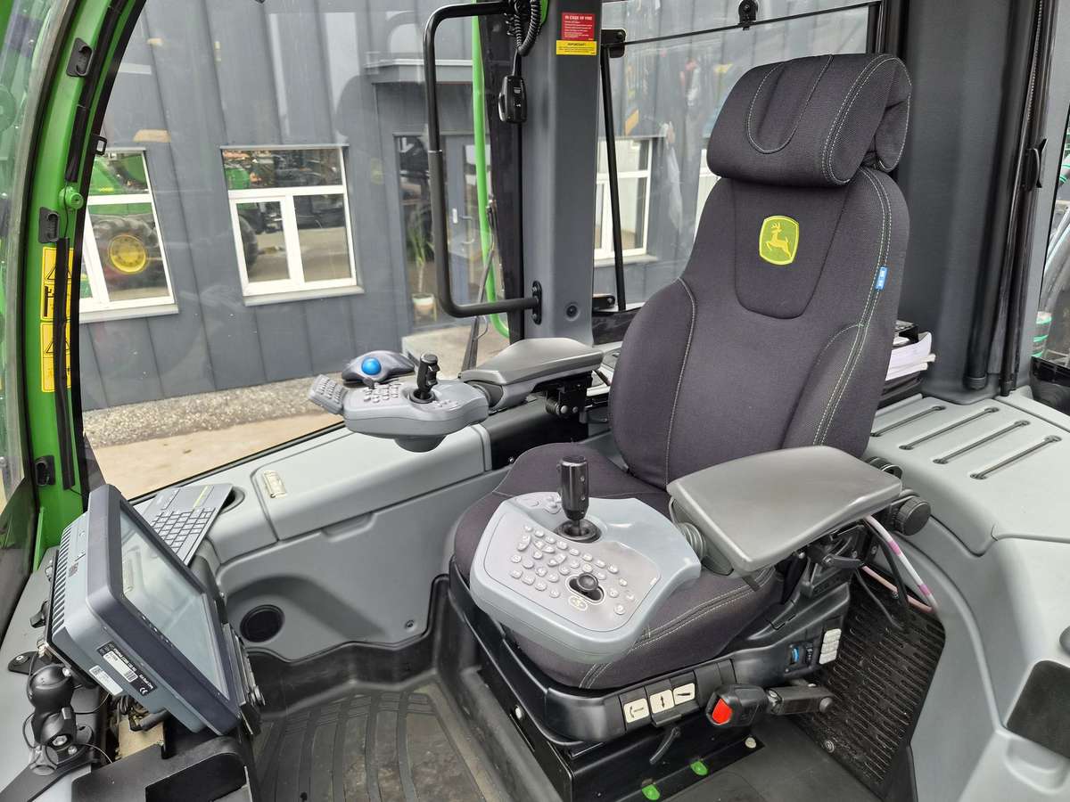 John Deere 1510G, forwarders