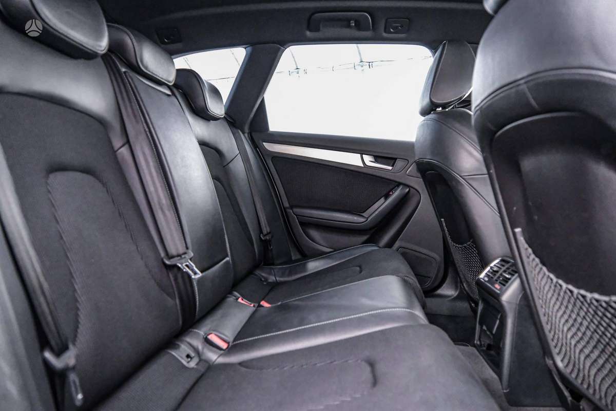 Audi A4, 3.0 l., Универсал