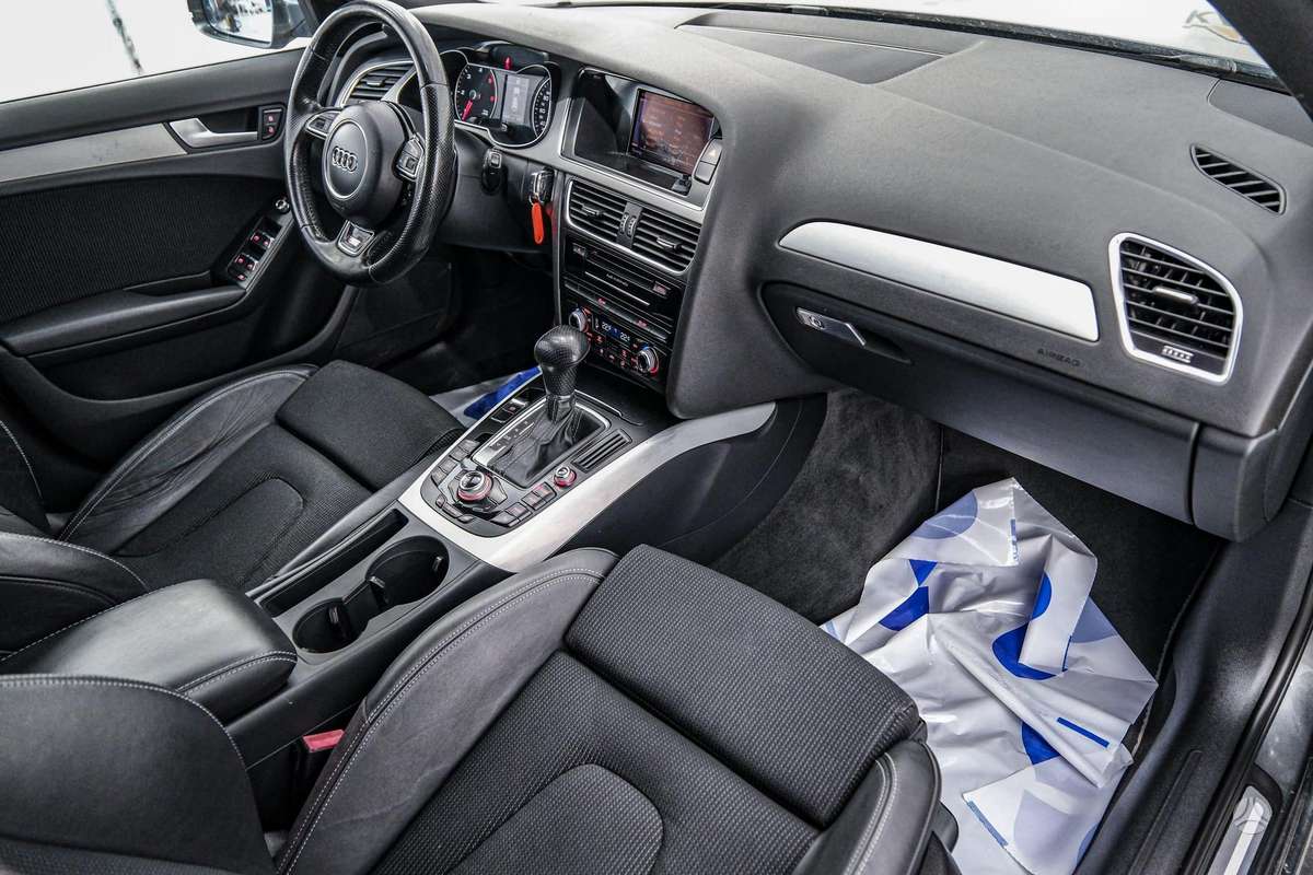 Audi A4, 3.0 l., Универсал