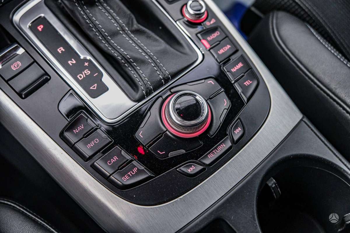 Audi A4, 3.0 l., Универсал