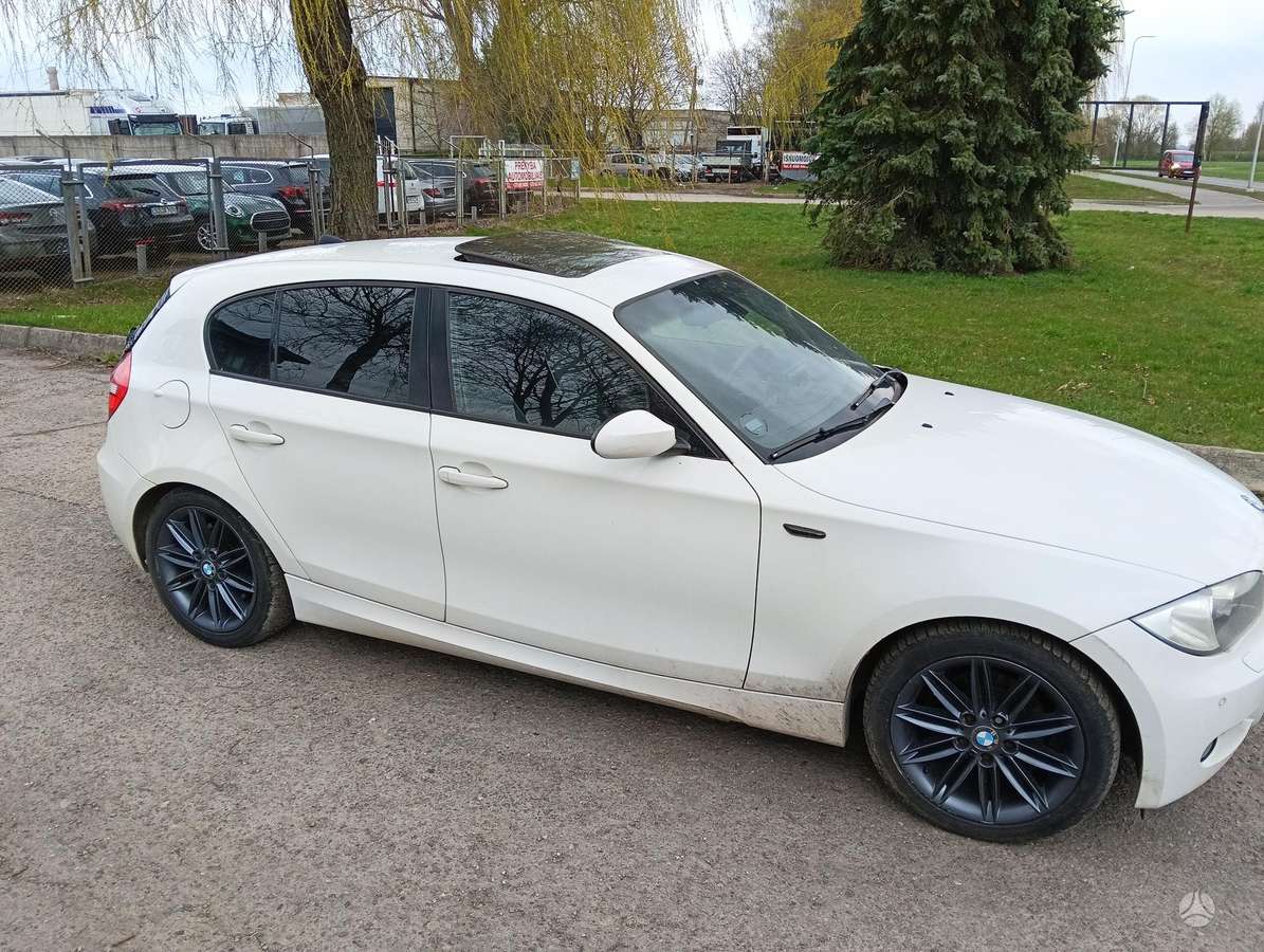 BMW 118, 2.0 l., Хэтчбек