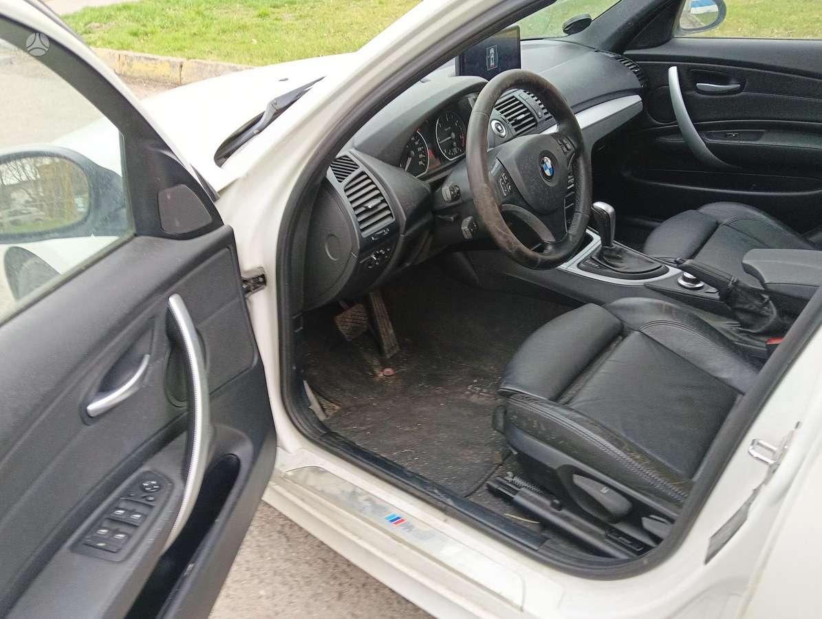 BMW 118, 2.0 l., Хэтчбек