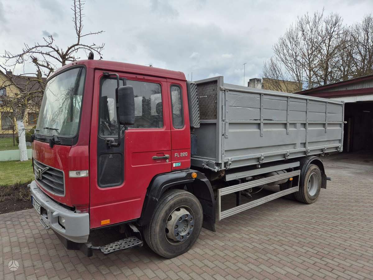 Volvo FL615, самосвалы