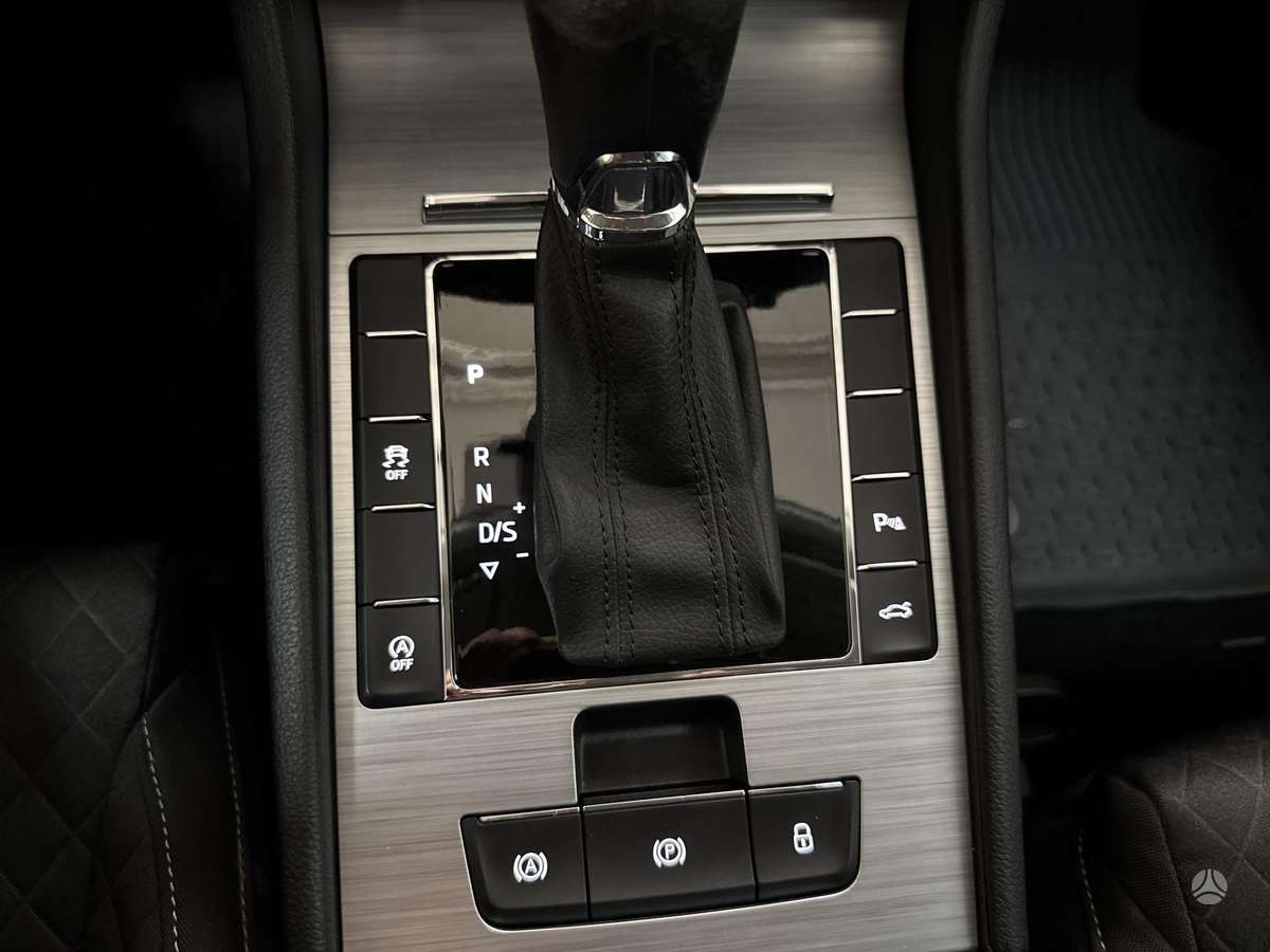 Skoda Superb, 2.0 l., Хэтчбек