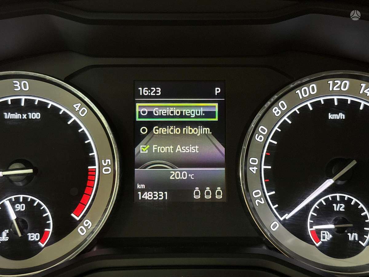Skoda Superb, 2.0 l., Хэтчбек