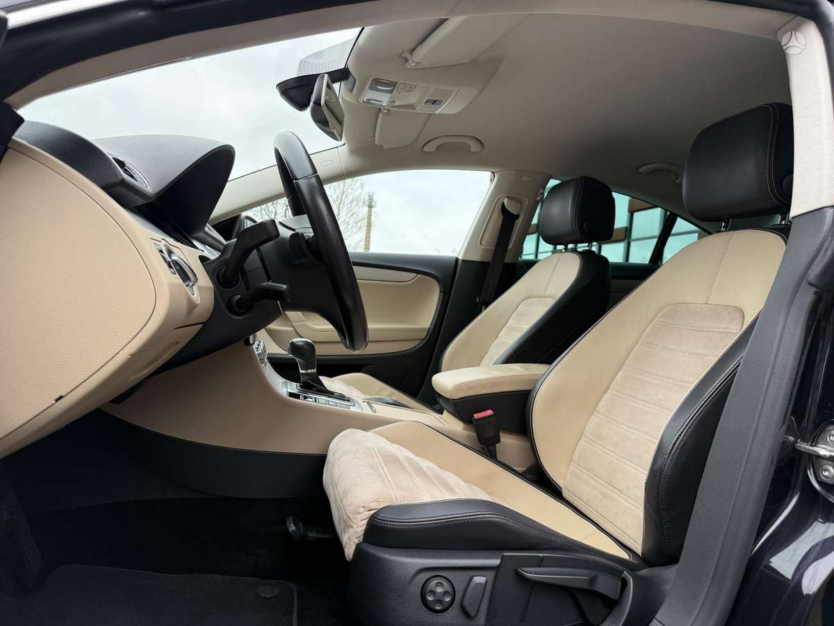 Volkswagen Passat CC - 7