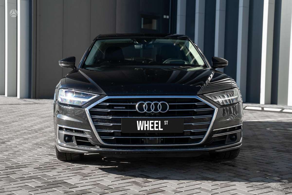 Audi A8, 3.0 l., Седан