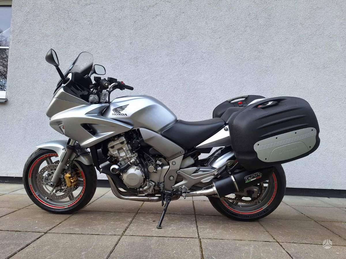 Honda CBF 1000cc, ielas motocikls