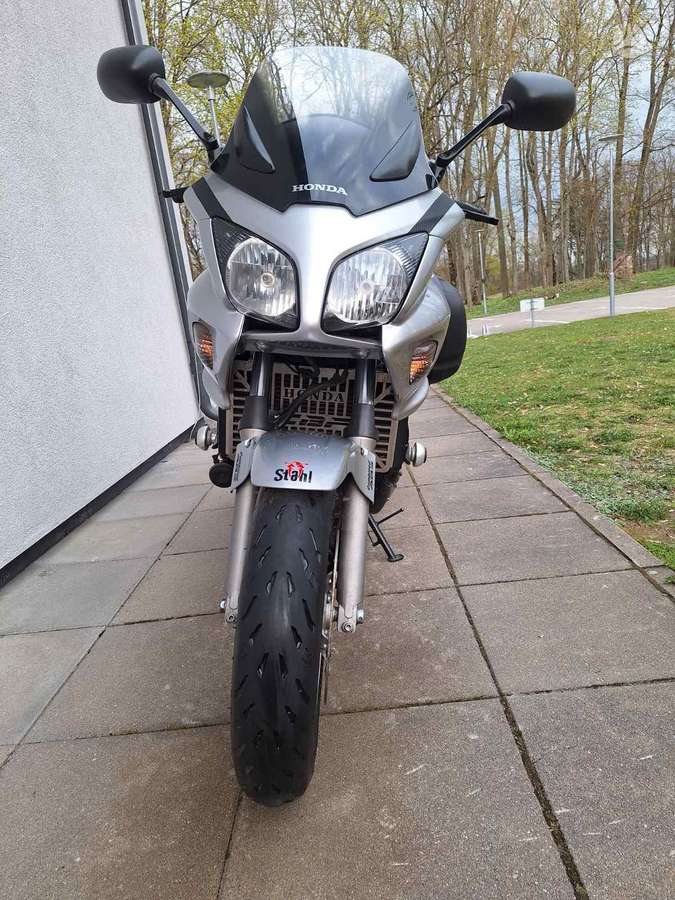 Honda CBF 1000cc, ielas motocikls