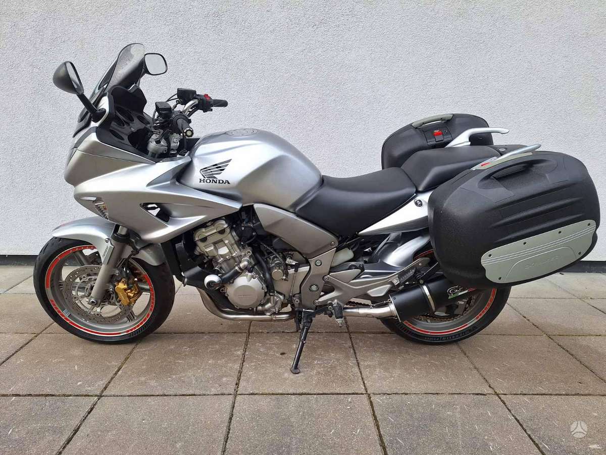 Honda CBF 1000cc, ielas motocikls