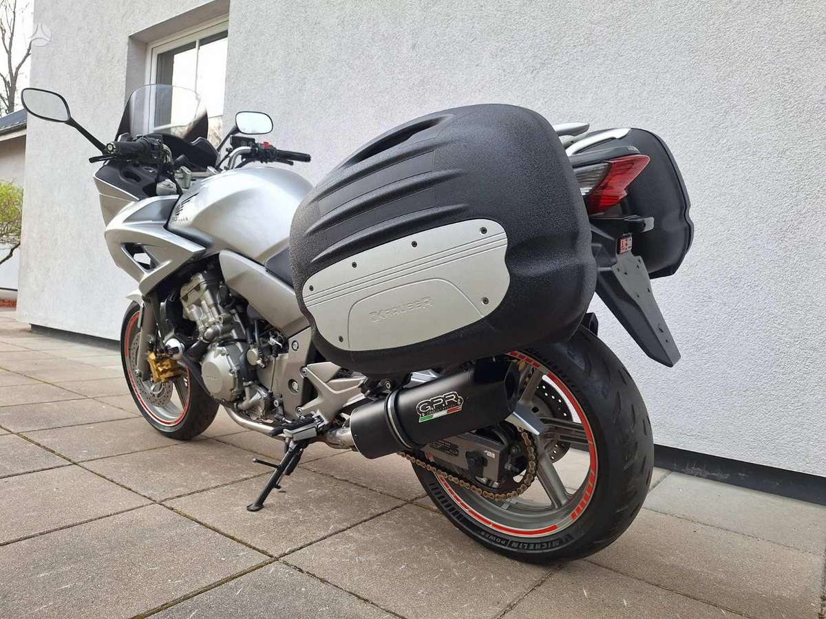 Honda CBF 1000cc, ielas motocikls