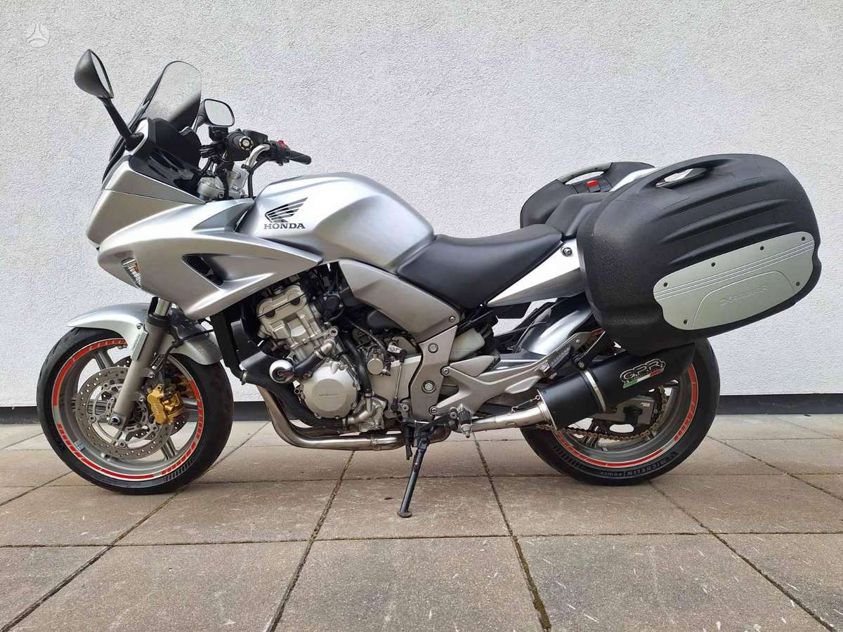 Honda CBF 1000cc, ielas motocikls