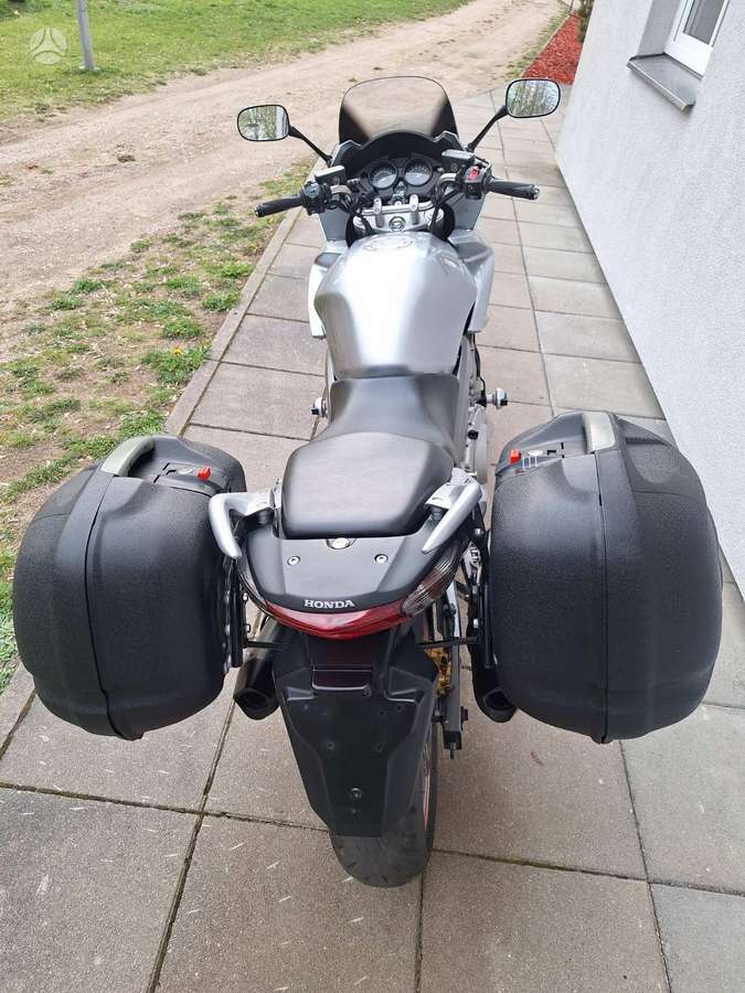Honda CBF 1000cc, ielas motocikls