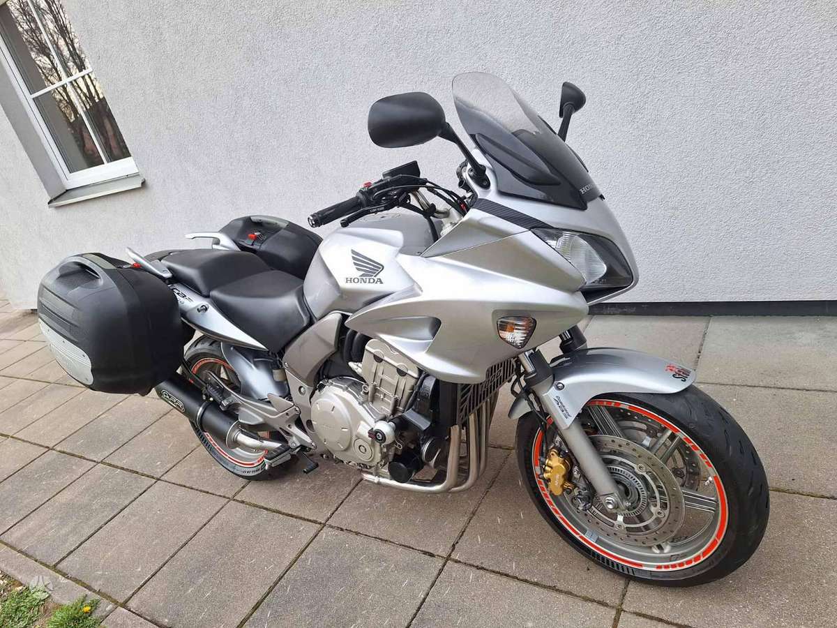 Honda CBF 1000cc, ielas motocikls