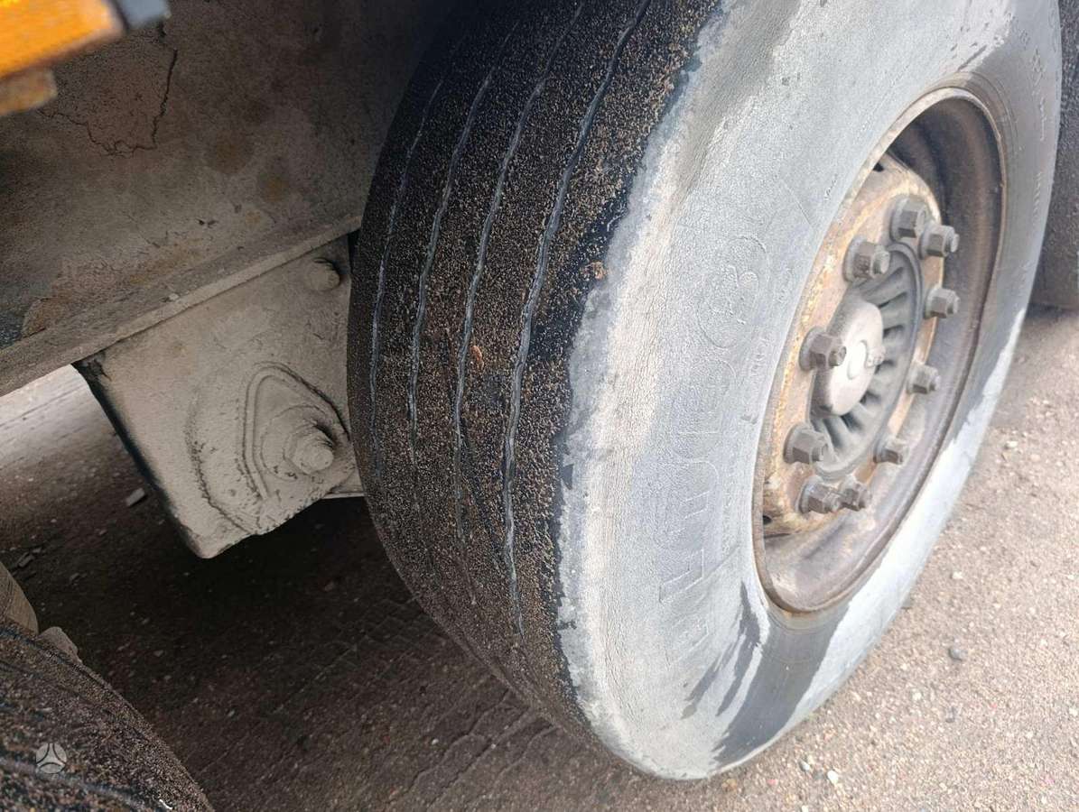 Krone, užuolaidinės / tentinės