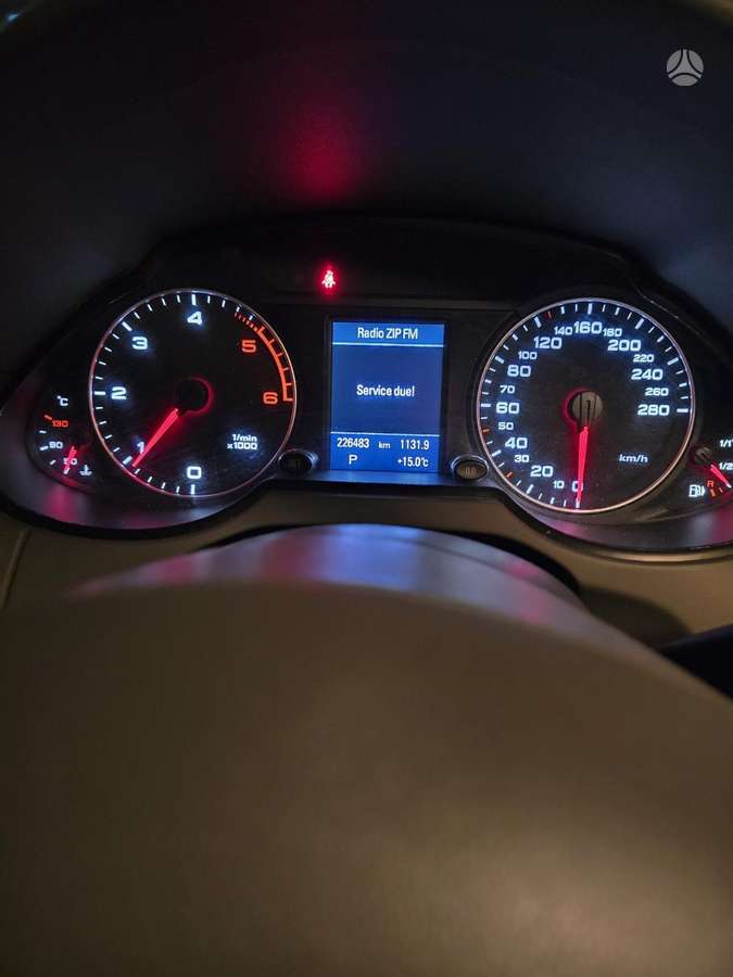 Audi Q5, 2.0 l., Внедорожник / Кроссовер