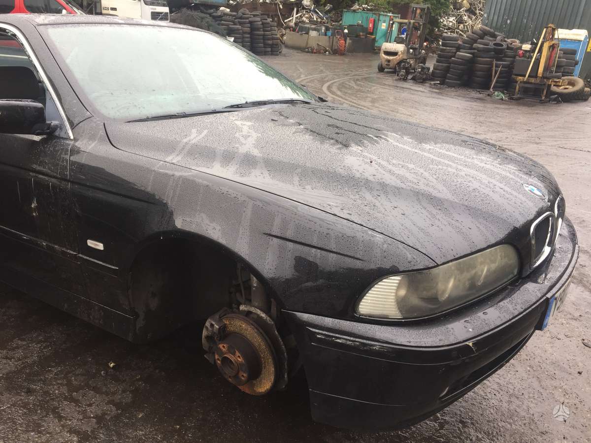 BMW 525 детали кузова