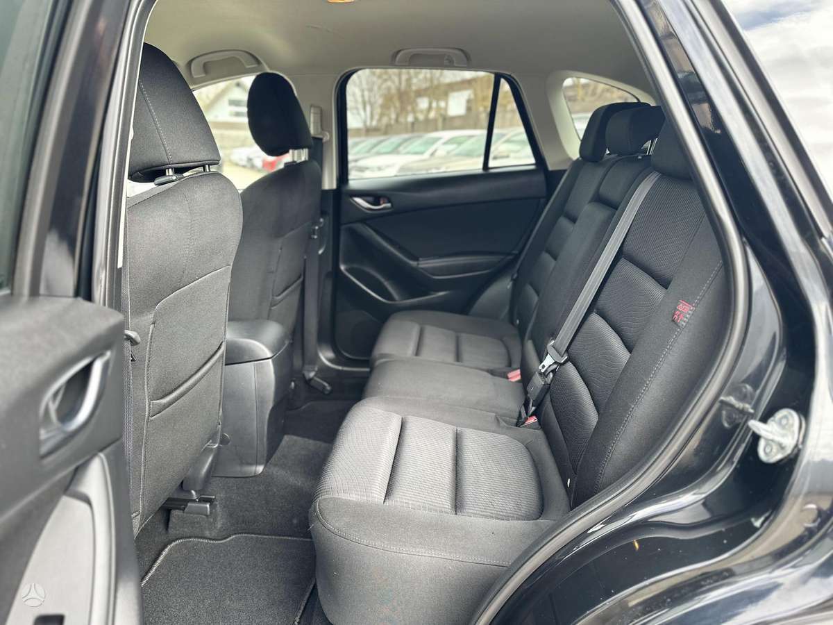 Mazda CX-5, 2.2 l., off-road / crossover