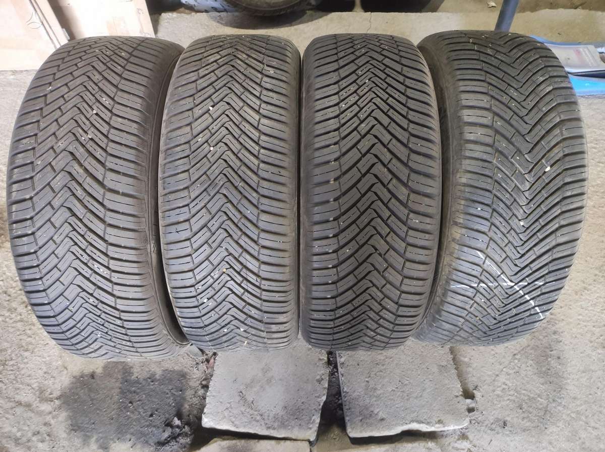 Continental, universalios 235/55 R18