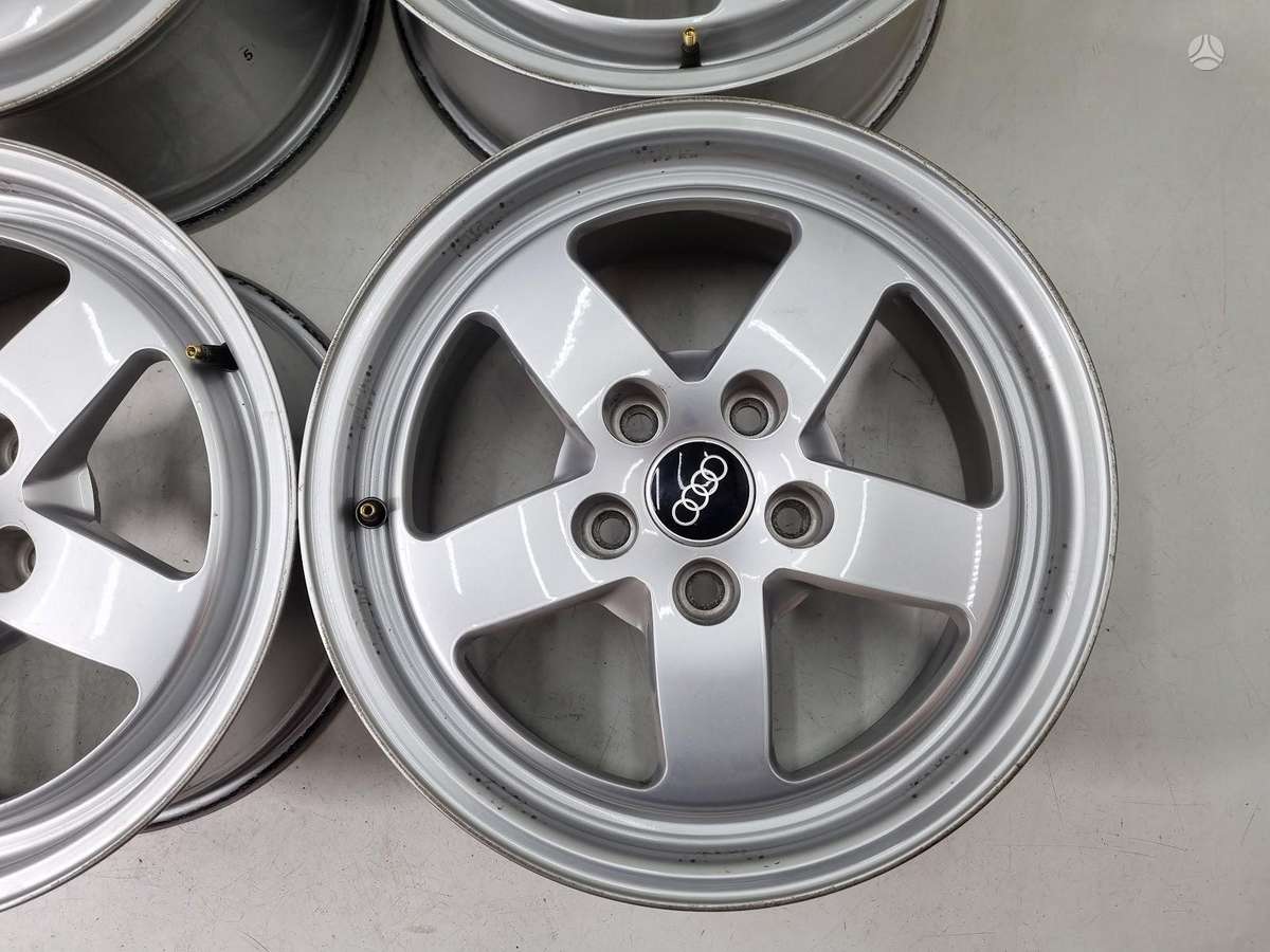 Audi A4, lengvojo lydinio, R16