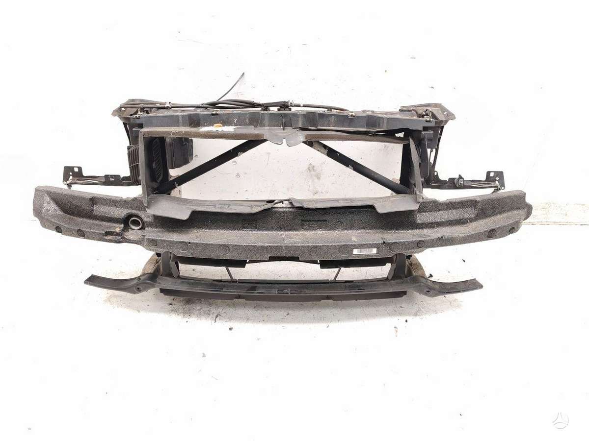 BMW 116 hood (front, rear)