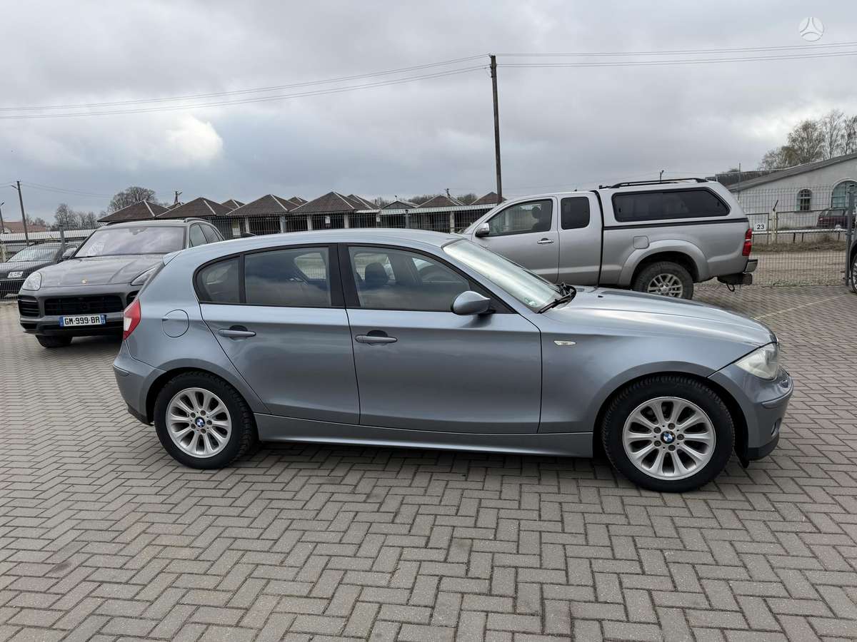 BMW 116, 2.0 l., hatchback