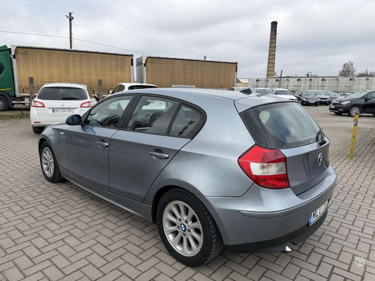 BMW 116, 2.0 l., hatchback