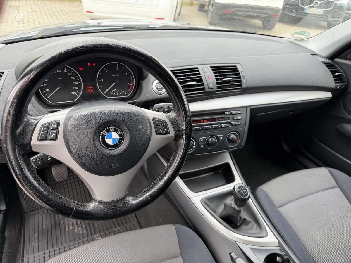 BMW 116, 2.0 l., Хэтчбек