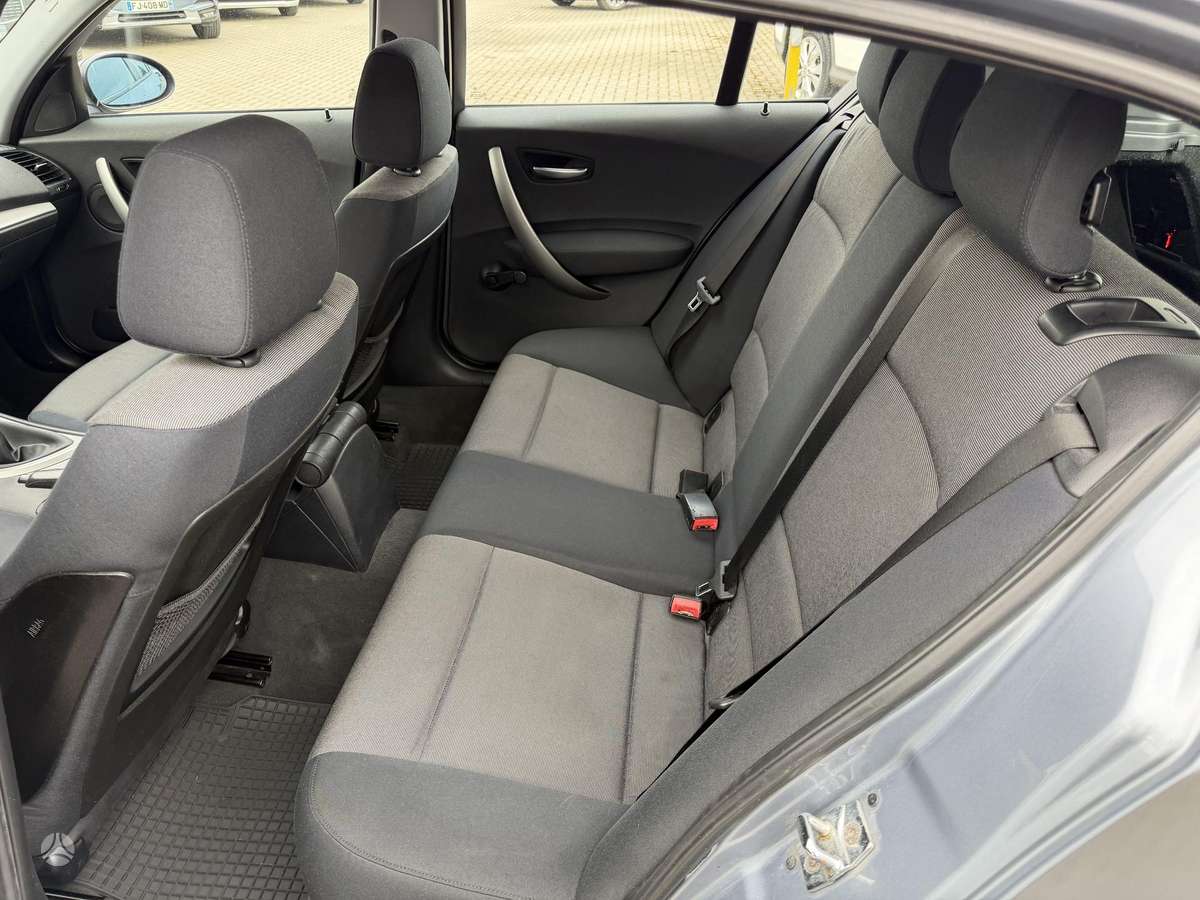 BMW 116, 2.0 l., Хэтчбек