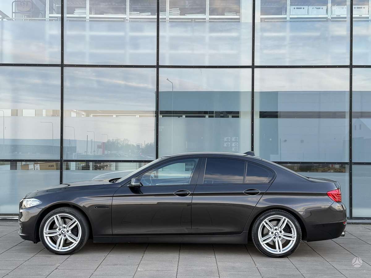 BMW 535, 3.0 l., Седан
