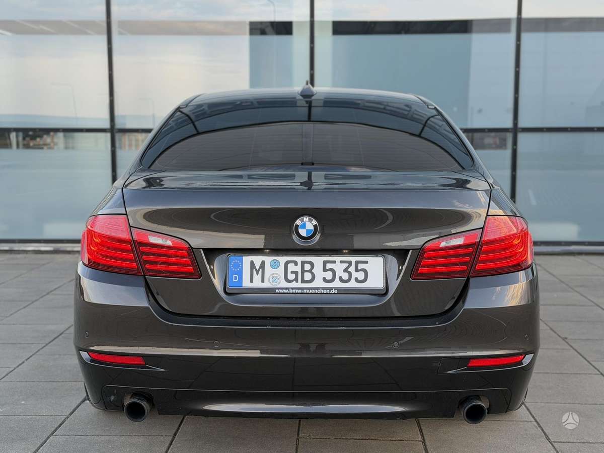BMW 535, 3.0 l., Седан