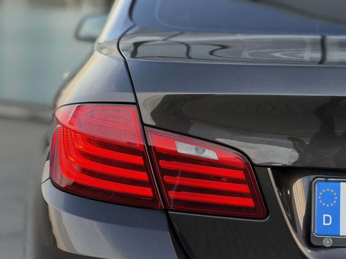BMW 535, 3.0 l., Седан