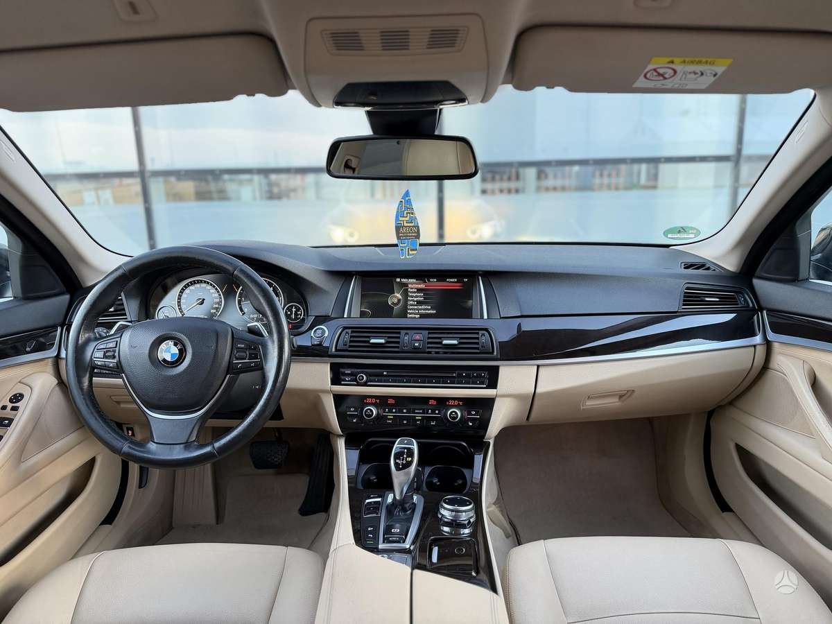 BMW 535, 3.0 l., Седан
