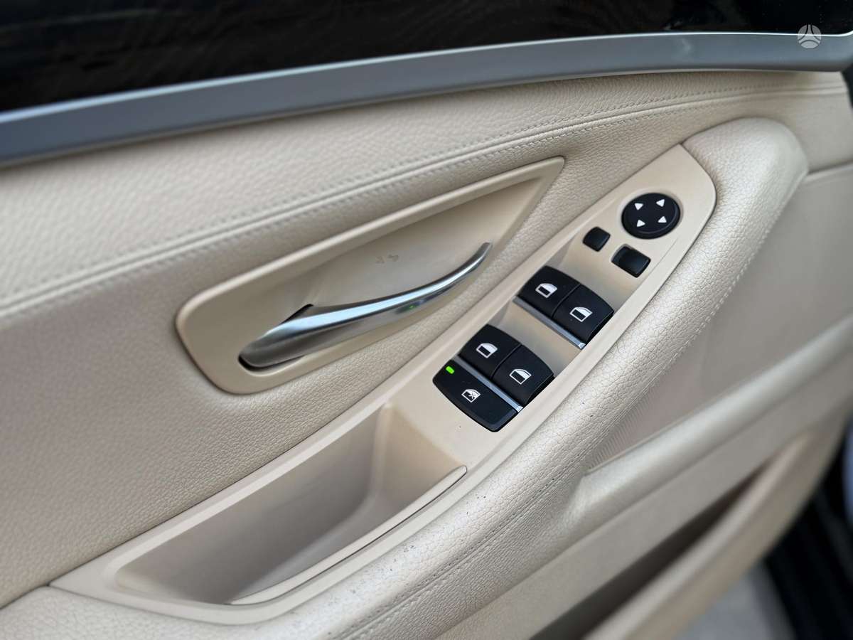 BMW 535, 3.0 l., Седан