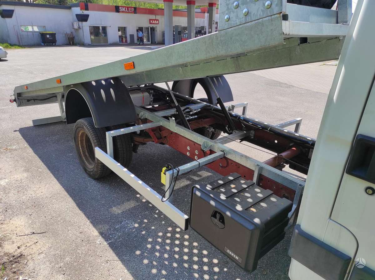 Iveco 35 C 17, auto transporters