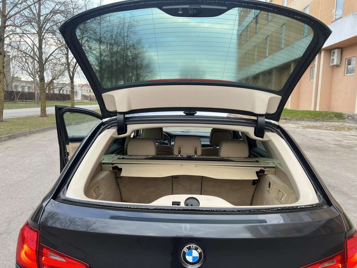 BMW 520, 2.0 l., Универсал