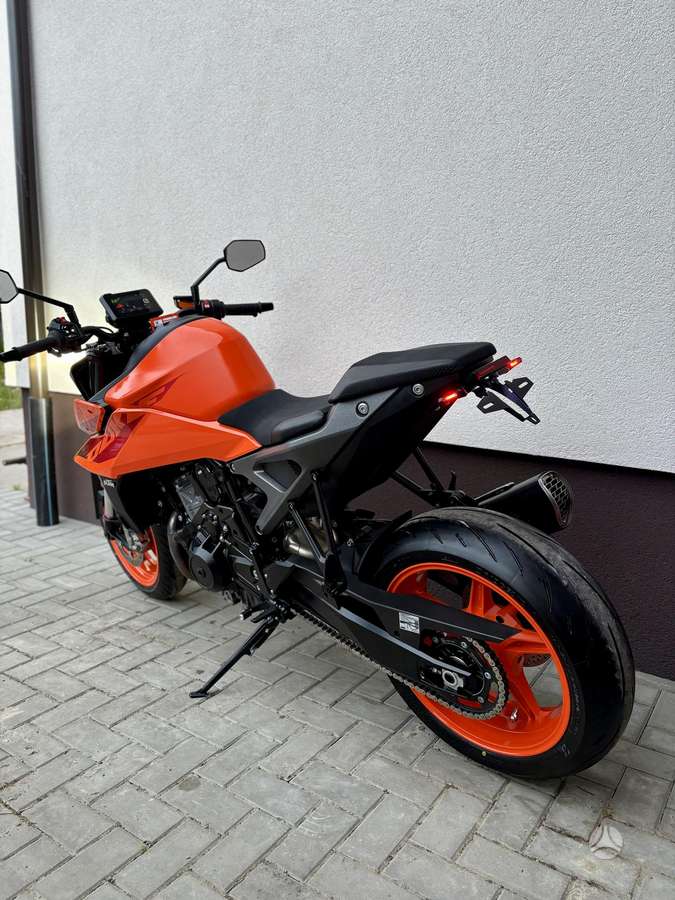 KTM Duke 990cc, street / classic