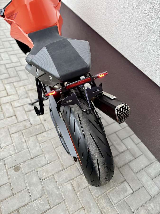 KTM Duke 990cc, street / classic
