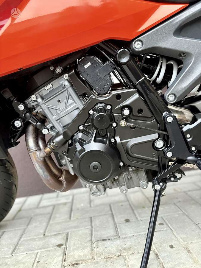 KTM Duke 990cc, street / classic