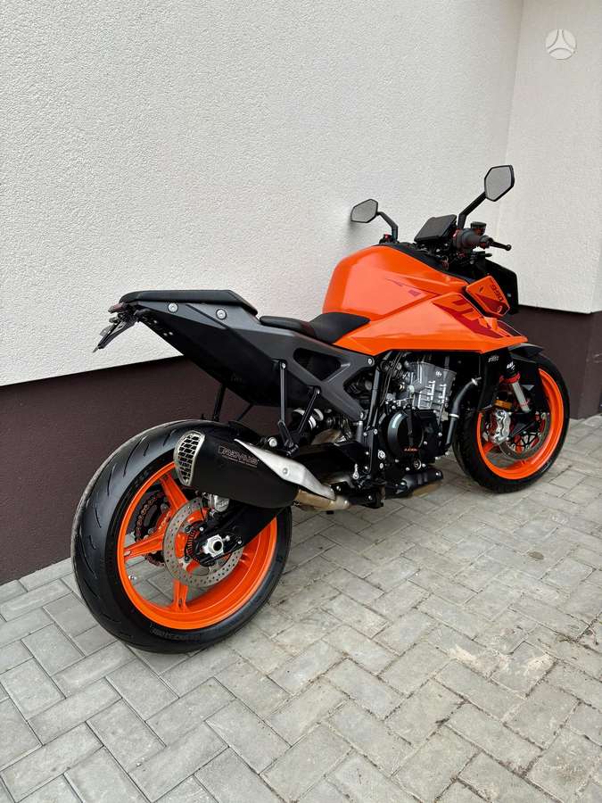 KTM Duke 990cc, street / classic
