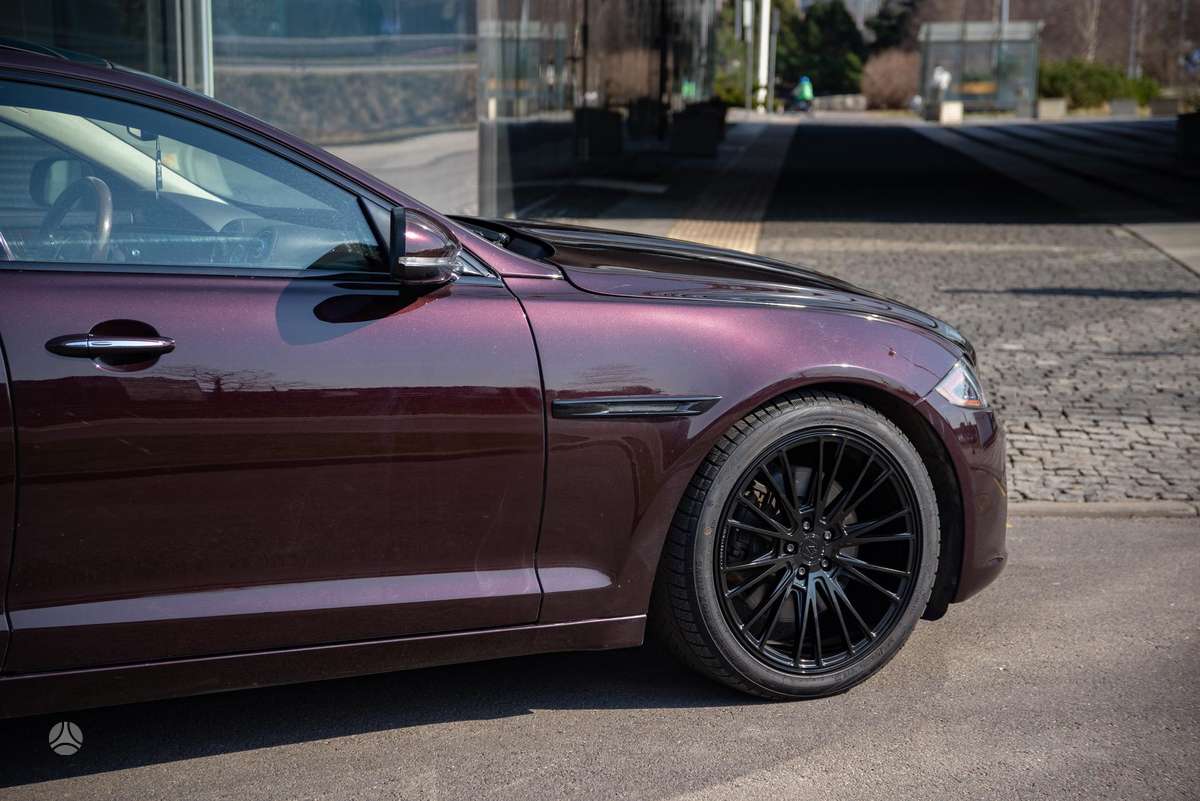 Jaguar XJ, 5.0 l., Седан