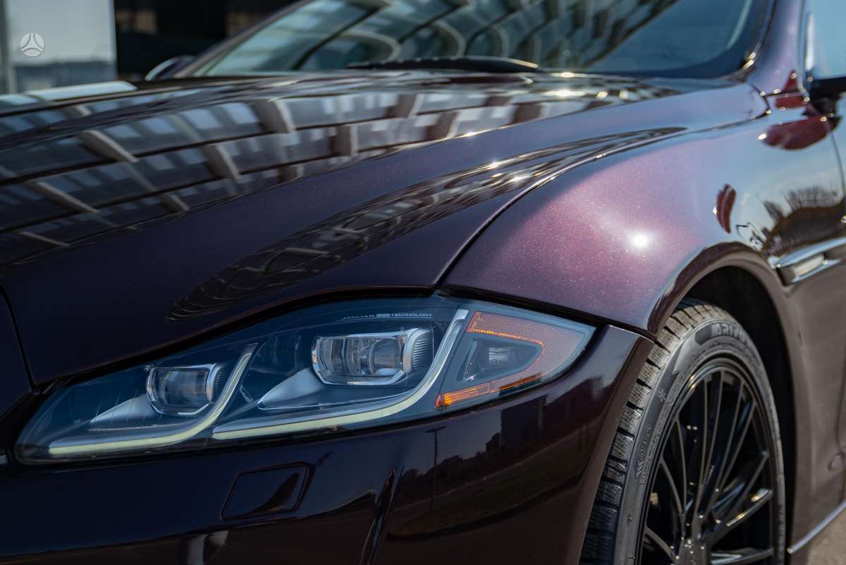 Jaguar XJ, 5.0 l., Седан